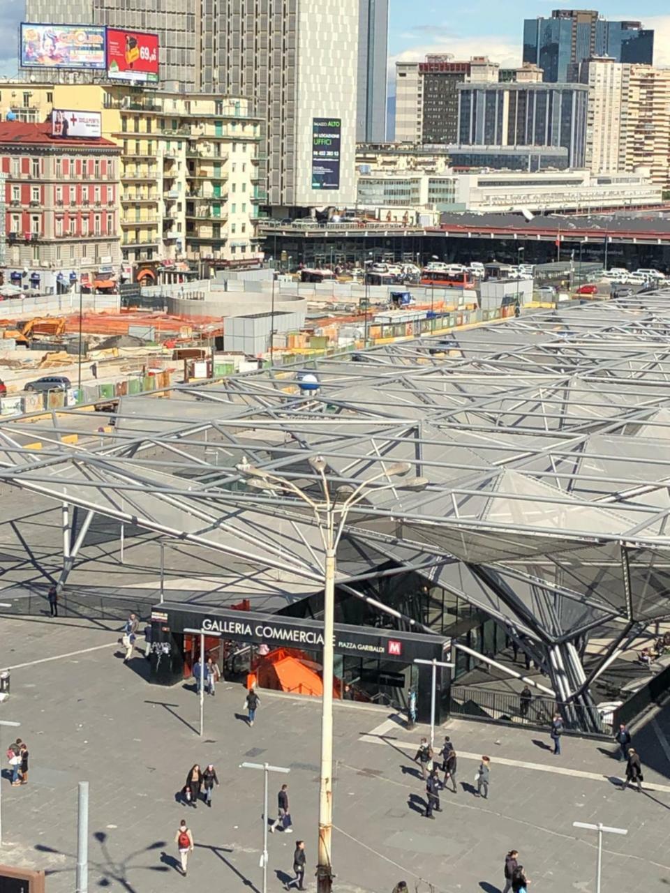 Pit Stop Napoli Centrale Экстерьер фото